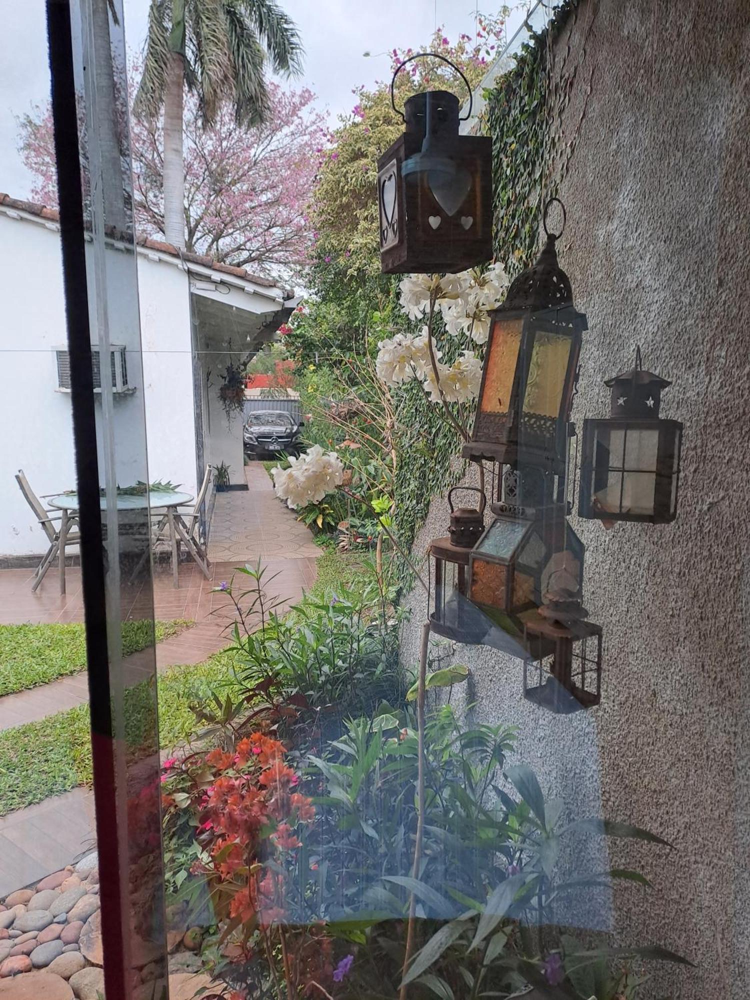 Granados Bed & Breakfast Asuncion Dış mekan fotoğraf