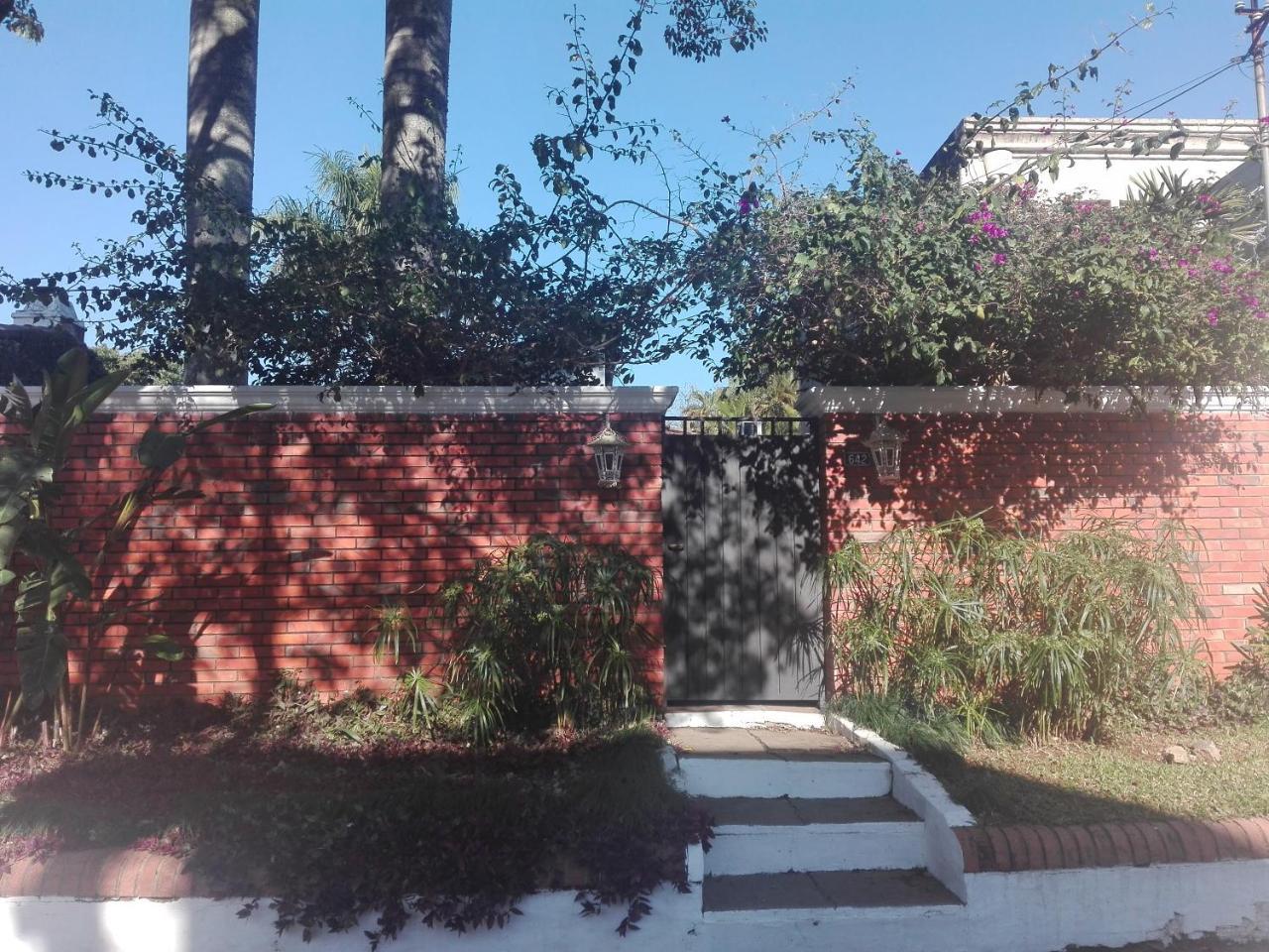 Granados Bed & Breakfast Asuncion Dış mekan fotoğraf